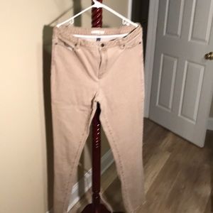 Womens tall cotton/spandex  jeans .